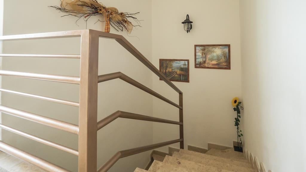 Guest House Hodak Rakovica Exterior foto